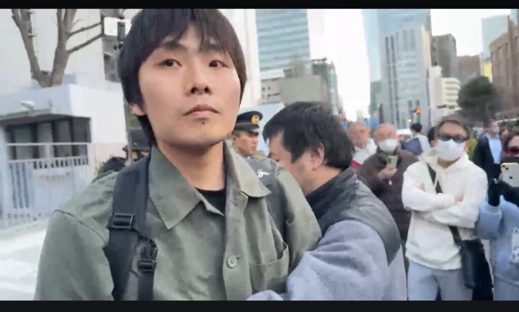 宮西詩音
